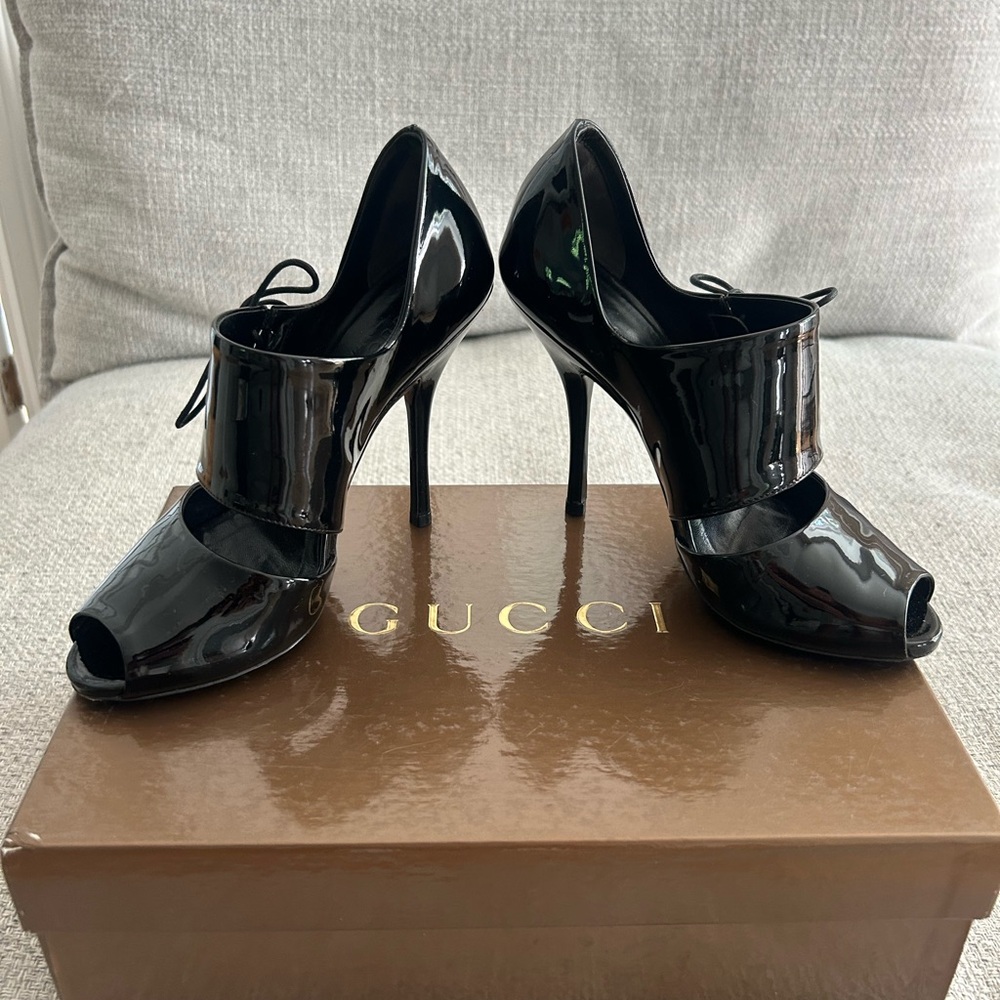 Gucci Glossy Black Peep-Toe Heels - Picture 1 of 5